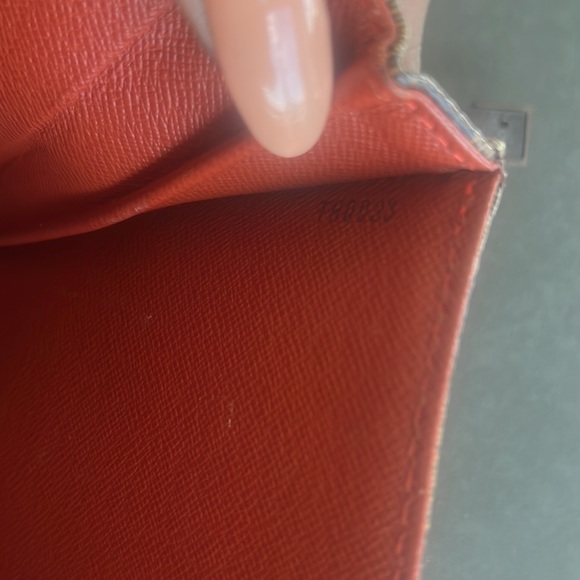 LOUIS VUITTON Tribeca Carre⚜️ - Picture 6 of 15